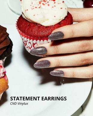 STATEMENT EARRINGS